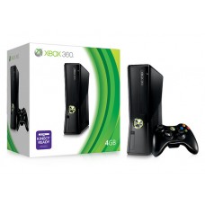 XBOX 360 4GB MICROSOFT CONSOLE  + 1 GIOCO